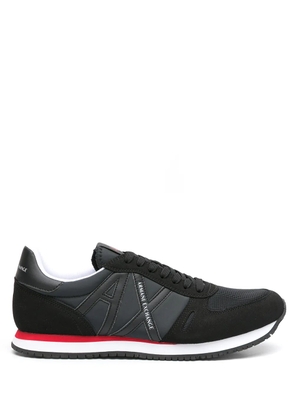 Armani Exchange logo-patch low-topsneakers - Black