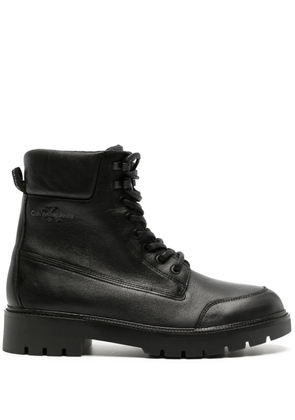 Calvin Klein Jeans logo-patch leather ankle boots - Black