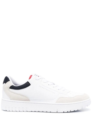 Tommy Hilfiger logo low-top lace-up sneakers - White