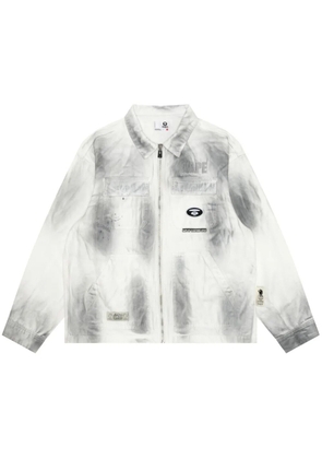 AAPE BY *A BATHING APE® logo-appliqué denim jacket - White