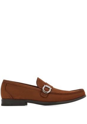 Ferragamo Gancini-plaque loafers - Brown