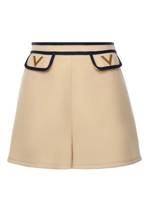 Valentino Garavani V-detail waistband shorts - Neutrals