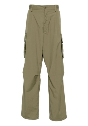 Moncler appliqué-logo cargo trousers - Green