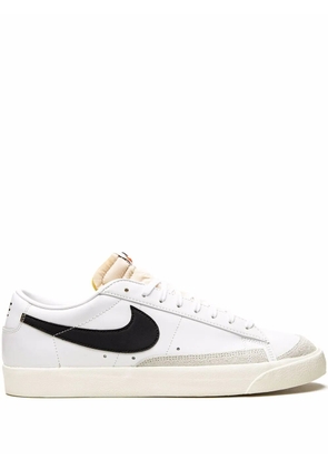 Nike Blazer Low '77 Vintage 'White/Black' sneakers