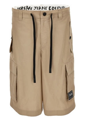 Versace Jeans Couture appliqué cargo shorts - Neutrals