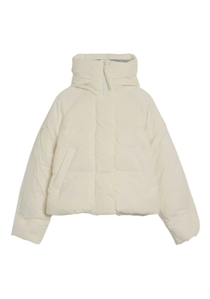 Canada Goose high-neck chilliwack puffer - White
