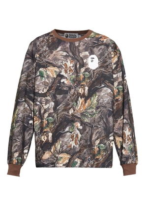 A BATHING APE® long-sleeve graphic-print T-shirt - Brown
