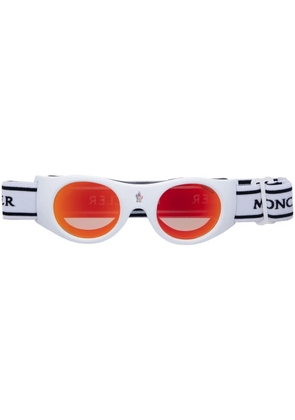 Moncler Eyewear 0051 5521U sunglasses - White