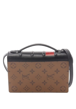 Louis Vuitton Pre-Owned 2021 hook shoulder bag - Brown