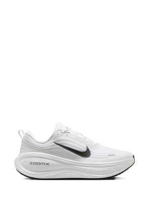 Nike Vomero Plus logo-detail sneakers - White