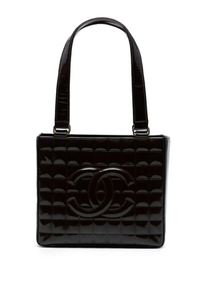 CHANEL Pre-Owned 2002-2003 CC Chocolate Bar Patent shoulder bag - Brown