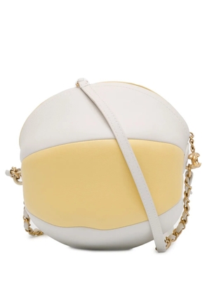 CHANEL Pre-Owned 2019 Calfskin Coco Beach Ball shoulder bag - White