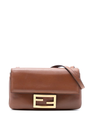 Fendi Pre-Owned 2010-2025 Leather Duo Baguette crossbody bag - Brown