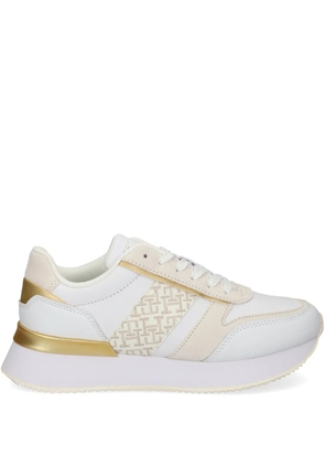 Tommy Hilfiger logo-print sneakers - White