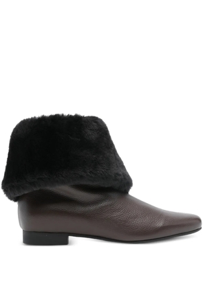 TOTEME shearling boots - Brown