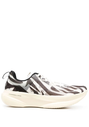 BRAND BLACK graphic-print low-top sneakers - White