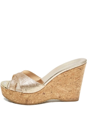 Jimmy Choo Pre-Owned glitter cross-strap sandals - Gold