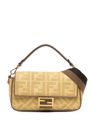 Fendi Pre-Owned 2010-2024 Zucca Embroidered Canvas Baguette satchel - Yellow