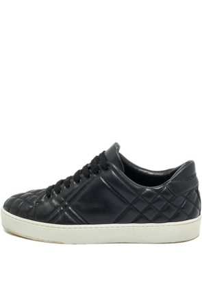 Burberry Pre-Owned Westford quilted leather sneakers - Black