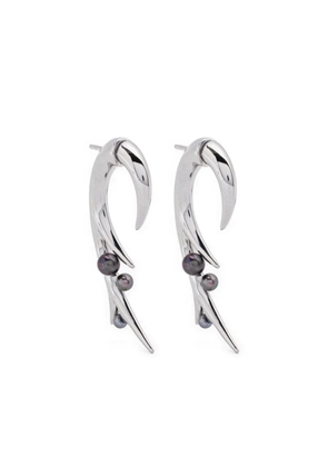Shaun Leane large hooked black pearl earrings - Silver