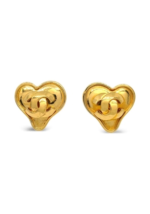 CHANEL Pre-Owned 1995 heart-motif CC earrings - Gold