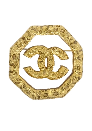 CHANEL Pre-Owned 1993 CC octagonal brooch - Gold