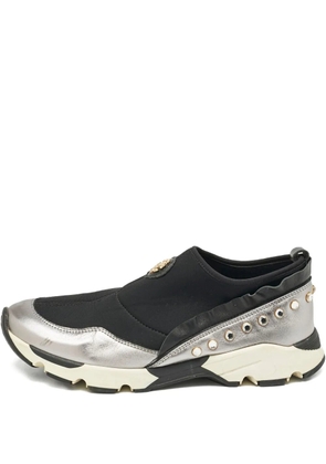 Roberto Cavalli Vintage crystal-embellished low-top sneakers - Black