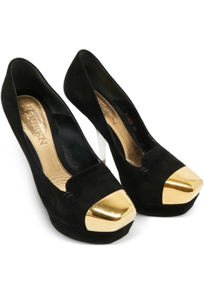 Alexander McQueen Pre-Owned suede heeled pumps - Black