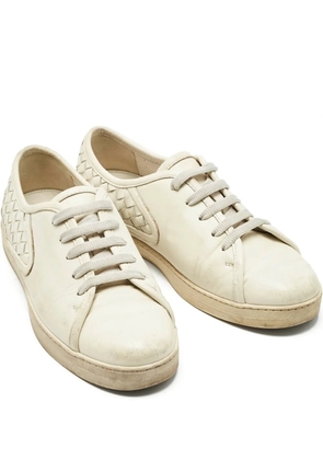 Bottega Veneta Pre-Owned Intrecciato leather low top - White