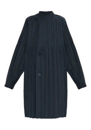 Pleats Please Issey Miyake Smooth pleated coat - Blue