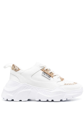 Versace Jeans Couture logo-patch glitter-detailing sneakers - White