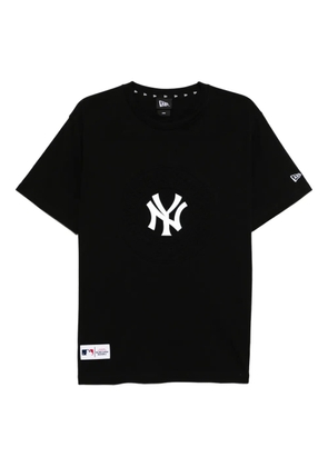 NEW ERA CAP logo-printed T-shirt - Black
