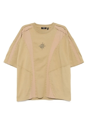 FIVE CM embroidered T-shirt - Neutrals