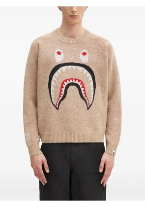 A BATHING APE® shark-head intarsia sweater - Neutrals