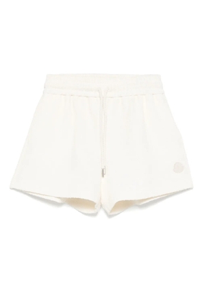 Moncler logo-patch shorts - White