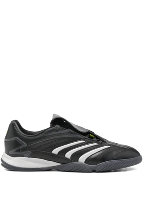adidas Predator Sala logo-detail sneakers - Black