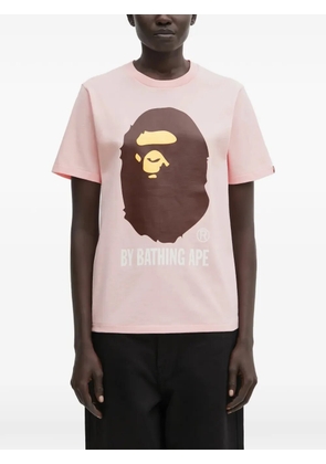 A BATHING APE® graphic-print T-shirt - Pink