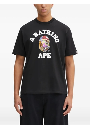 A BATHING APE® logo-print T-shirt - Black