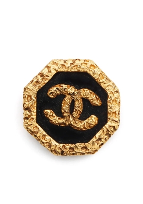 CHANEL Pre-Owned 1995 CC logo lava brooch - Gold