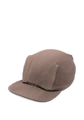 Pleats Please Issey Miyake pleated hat - Brown