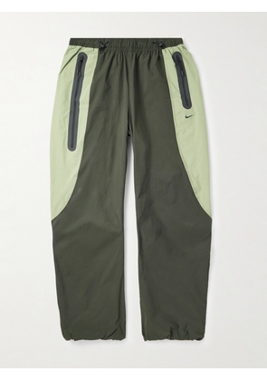 Nike - Tech Wide-Leg Colour-Block Dri-FIT Track Pants - Men - Green - XS