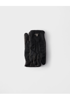 Re-Nylon and nappa leather gloves