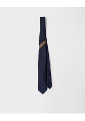 Silk tie