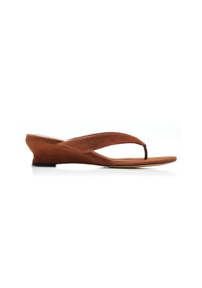 Le Monde Beryl Micro-Wedge Calf Hair Thong Sandals - Moda Operandi