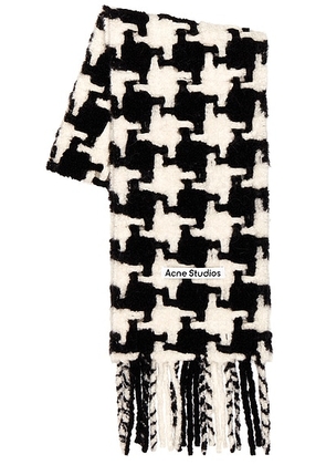 Acne Studios Vadik Scarf in White & Black - Black,White. Size all.