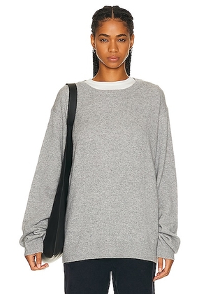 Eterne James Cashmere Sweater in Grey - Grey. Size M/L (also in XS/S).