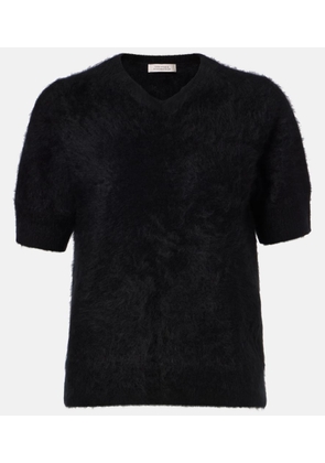 Dorothee Schumacher Fluffy Luxury cashmere sweater