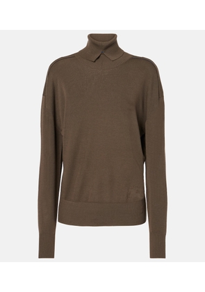 Burberry Wool chenille turtleneck sweater