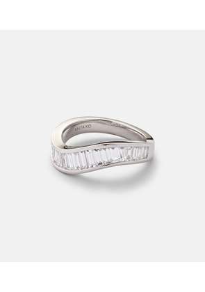 Anita Ko Wave 18kt white gold ring with diamonds
