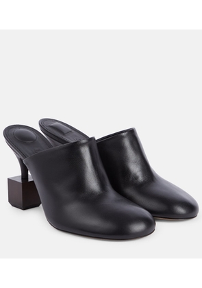 Jacquemus Bisou 90 leather mules